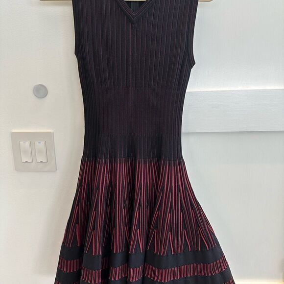 ALAIA red and black sleeveless dress. Size 40 - Picture 1 of 14